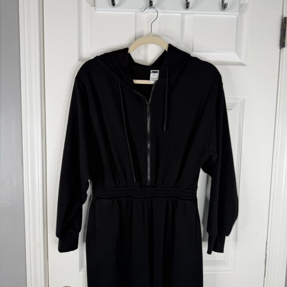 Sz M VS PINK NWOT $69 Ivy Fleece Hooded Jumpsuit Hoodie Black - Picture 5 of 11